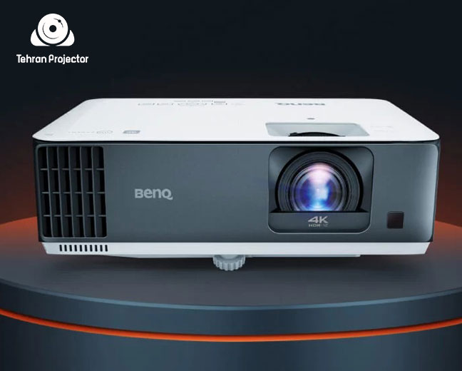 ویدئو پروژکتور BenQ TK700STi بهترین پروژکتور 4K خانگی در سال 2024