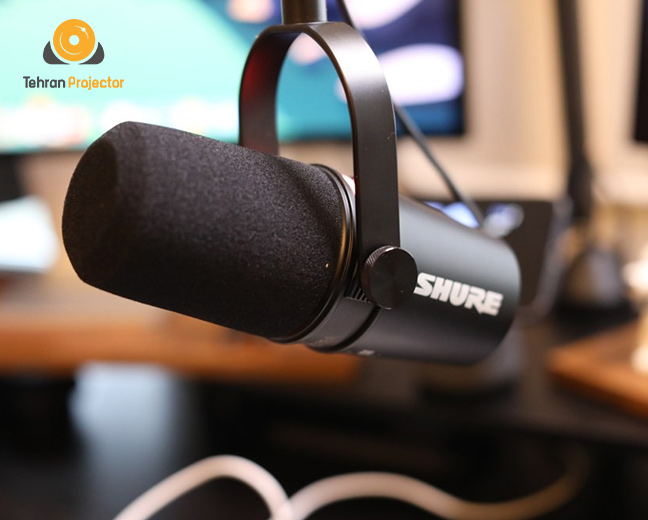 معرفی مزایا و معایب میکروفون Shure MV7 USB microphone 